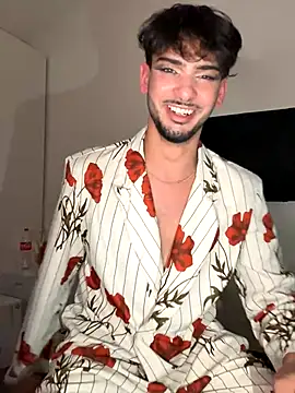 Gipsyboysteve online show from December 2, 5:58 pm