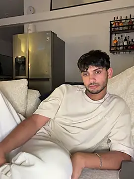 Snapshot of Gipsyboysteve chatting on February 16, 12:53 am Gipsyboysteve online show from February 16, 12:53 am