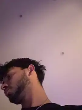 Snapshot of Gipsyboysteve chatting on March 2, 4:24 am Gipsyboysteve online show from March 2, 4:24 am