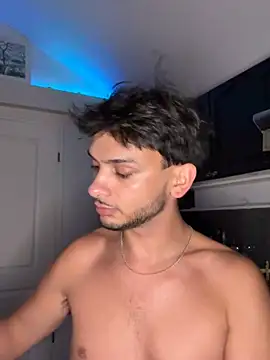 Snapshot of Gipsyboysteve chatting on February 20, 5:04 am Gipsyboysteve online show from February 20, 5:04 am