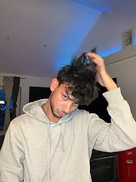 Snapshot of Gipsyboysteve chatting on February 19, 4:59 pm Gipsyboysteve online show from February 19, 4:59 pm