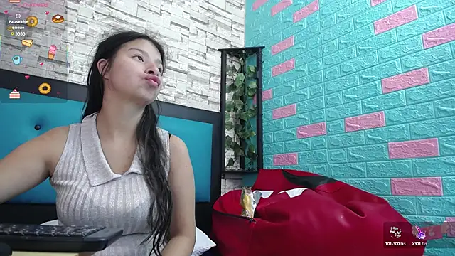 maily can online show from November 10, 12:54 pm