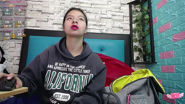 maily can online show from November 1, 12:43 pm