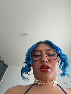 HATSUNE   online show from February 8, 1:31 pm