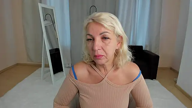 LiliaMoons online show from October 15, 10:01 am