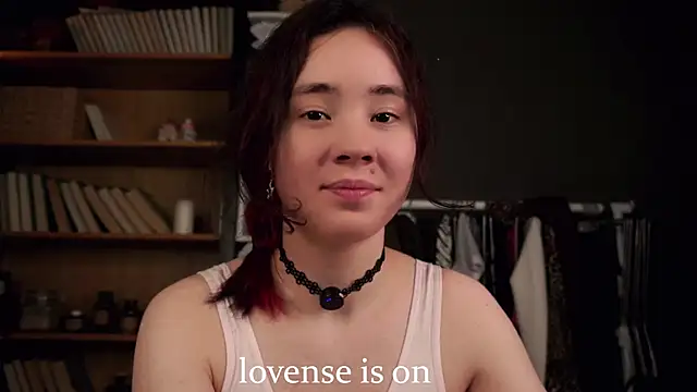 Snapshot of AlbertaClack chatting on November 8, 11:14 am AlbertaClack online show from November 8, 11:14 am