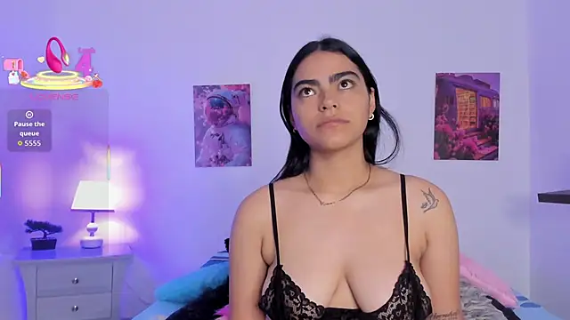 Snapshot of shizuka_84 chatting on November 18, 11:13 am shizuka 84 online show from November 18, 11:13 am