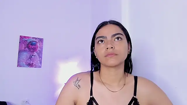 Snapshot of shizuka_84 chatting on October 29, 11:09 am shizuka 84 online show from October 29, 11:09 am