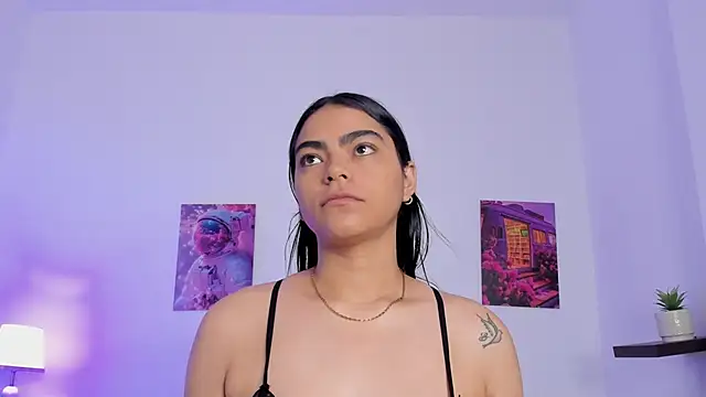 Snapshot of shizuka_84 chatting on November 11, 11:16 am shizuka 84 online show from November 11, 11:16 am