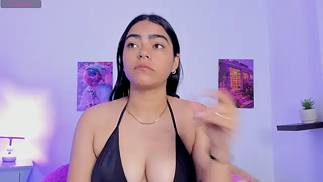 Snapshot of shizuka_84 chatting on November 19, 10:59 am shizuka 84 online show from November 19, 10:59 am