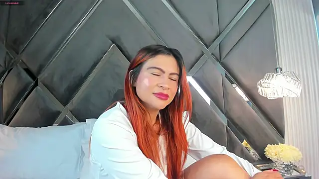 CoraimaSahin online show from December 17, 4:28 am