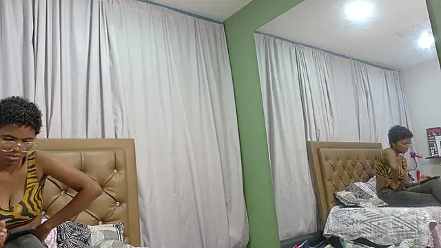 didoelizabeth online show from October 24, 12:59 pm