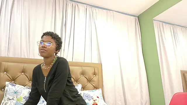 didoelizabeth online show from November 6, 12:42 pm