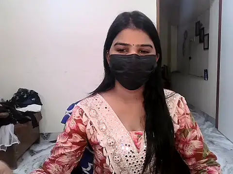suhana-singh online show from July 30, 5:50 am