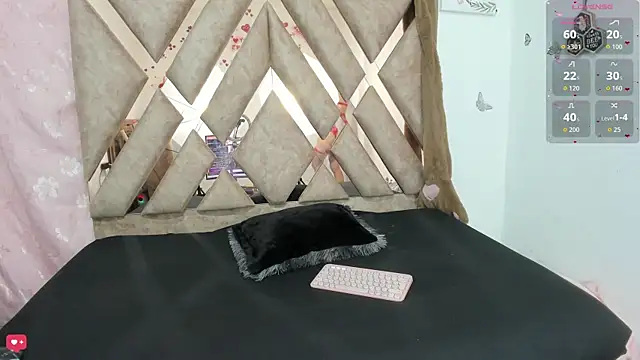 Sofia Dg online show from October 5, 8:10 pm