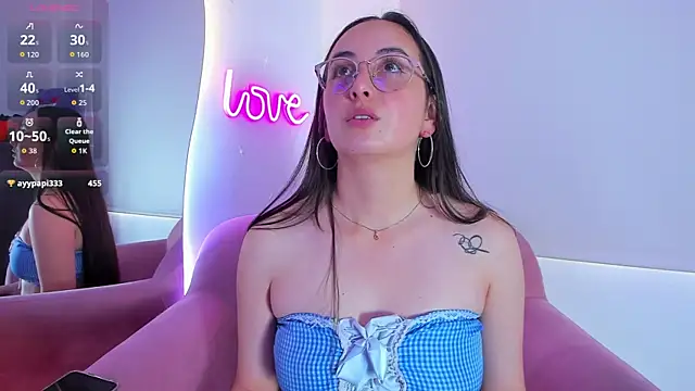 selene swee online show from September 16, 6:53 pm