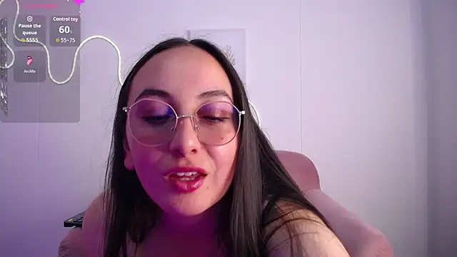 Snapshot of selene_swee chatting on July 8, 8:42 pm selene swee online show from July 8, 8:42 pm