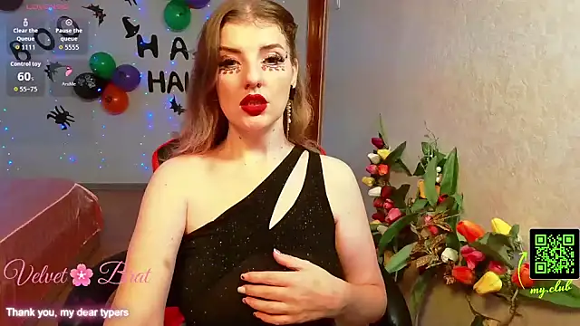 QueenInSilence online show from October 27, 9:27 pm