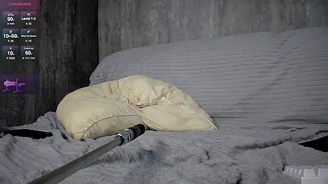 lolly sofia online show from February 6, 10:11 am