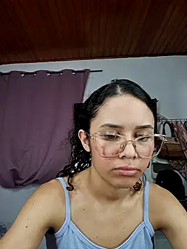 Snapshot of Britany_Sweety chatting on October 18, 8:55 pm Britany Sweety online show from October 18, 8:55 pm