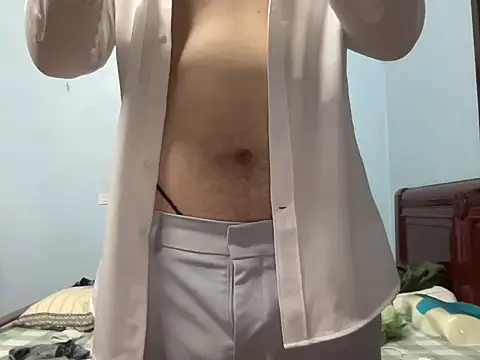 Snapshot of lahungdj12 chatting on November 10, 4:50 am lahungdj12 online show from November 10, 4:50 am