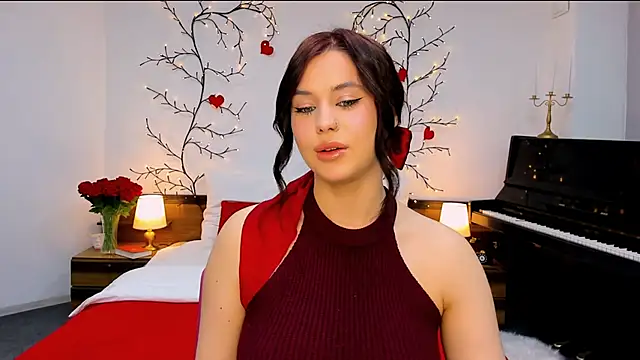 Snapshot of lil_angel_ chatting on October 19, 9:01 am lil angel online show from October 19, 9:01 am