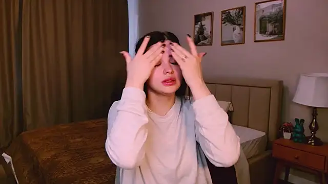 lil angel  online show from February 25, 8:47 am