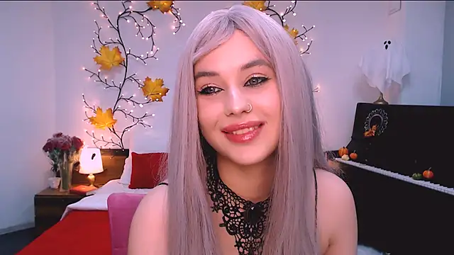 lil angel  online show from October 31, 7:10 pm