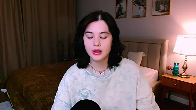 lil angel  online show from March 3, 7:43 pm