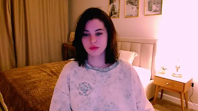 lil angel  online show from February 14, 3:51 am