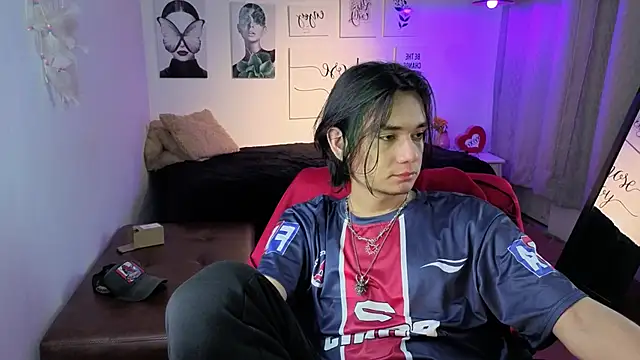 davoxer online show from February 8, 3:37 am