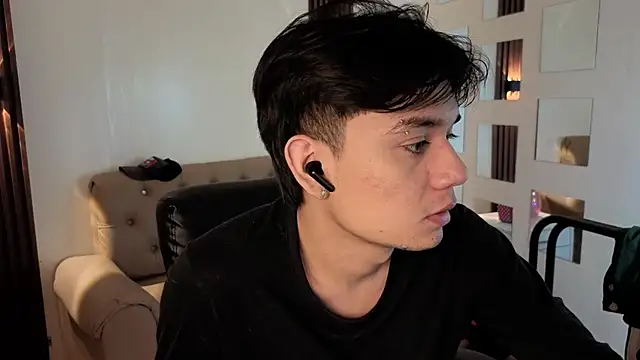 davoxer online show from April 15, 2:28 am