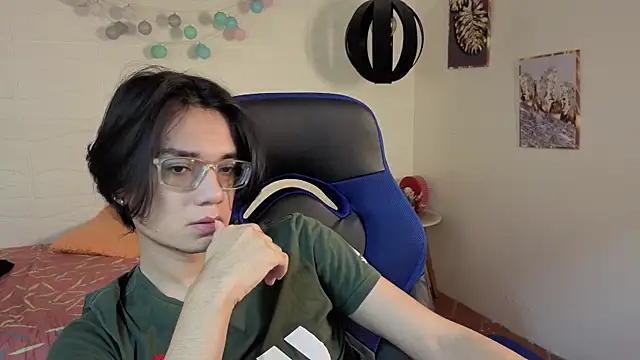 davoxer online show from December 14, 3:46 am