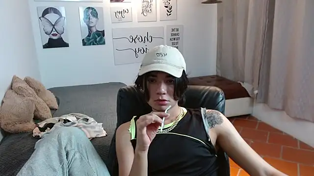 davoxer online show from October 25, 3:17 am