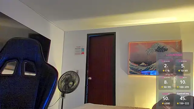 Snapshot of RJBarto chatting on July 2, 10:43 am RJBarto online show from July 2, 10:43 am