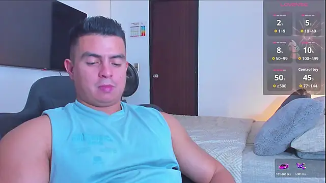 Snapshot of RJBarto chatting on February 19, 3:36 am RJBarto online show from February 19, 3:36 am