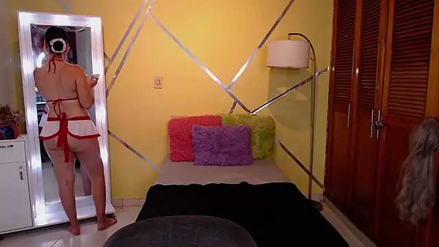 shirleyrojas online show from December 2, 7:48 pm