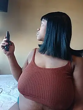 Snapshot of missboobiesSA chatting on July 17, 1:19 pm missboobiesSA online show from July 17, 1:19 pm