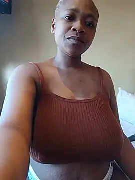 Snapshot of missboobiesSA chatting on June 29, 6:53 am missboobiesSA online show from June 29, 6:53 am