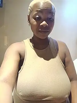 Snapshot of missboobiesSA chatting on June 19, 12:27 am missboobiesSA online show from June 19, 12:27 am