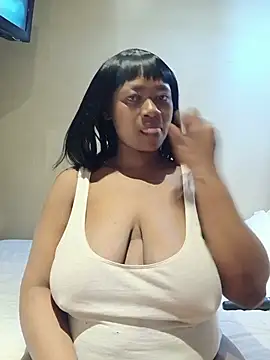 Snapshot of missboobiesSA chatting on July 14, 11:11 pm missboobiesSA online show from July 14, 11:11 pm