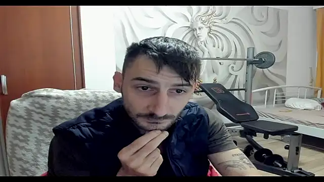 Snapshot of bignosebigcok chatting on October 2, 8:45 pm bignosebigcok online show from October 2, 8:45 pm