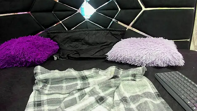 LITTLESUSSYY  online show from October 4, 12:07 pm