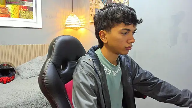 markbowie online show from November 18, 11:46 am