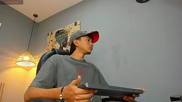 markbowie online show from January 15, 12:41 pm