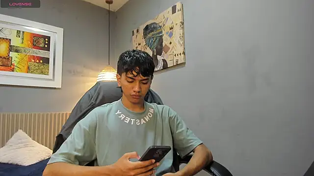 markbowie online show from April 2, 2:02 pm