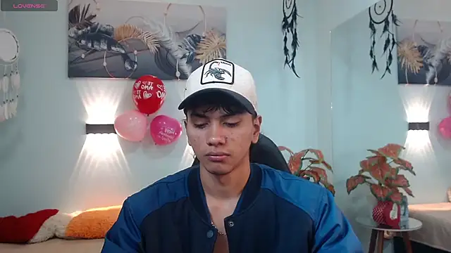 markbowie online show from February 12, 12:27 pm