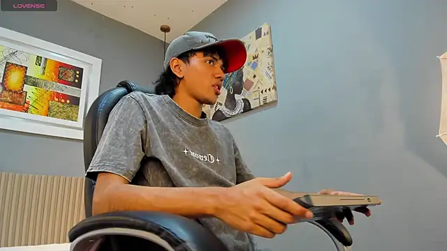 markbowie online show from March 11, 8:14 pm