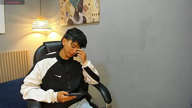 markbowie online show from April 1, 12:50 pm