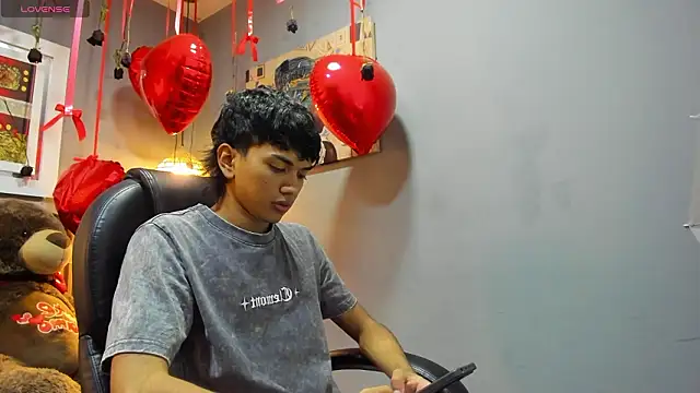 markbowie online show from February 21, 1:57 pm